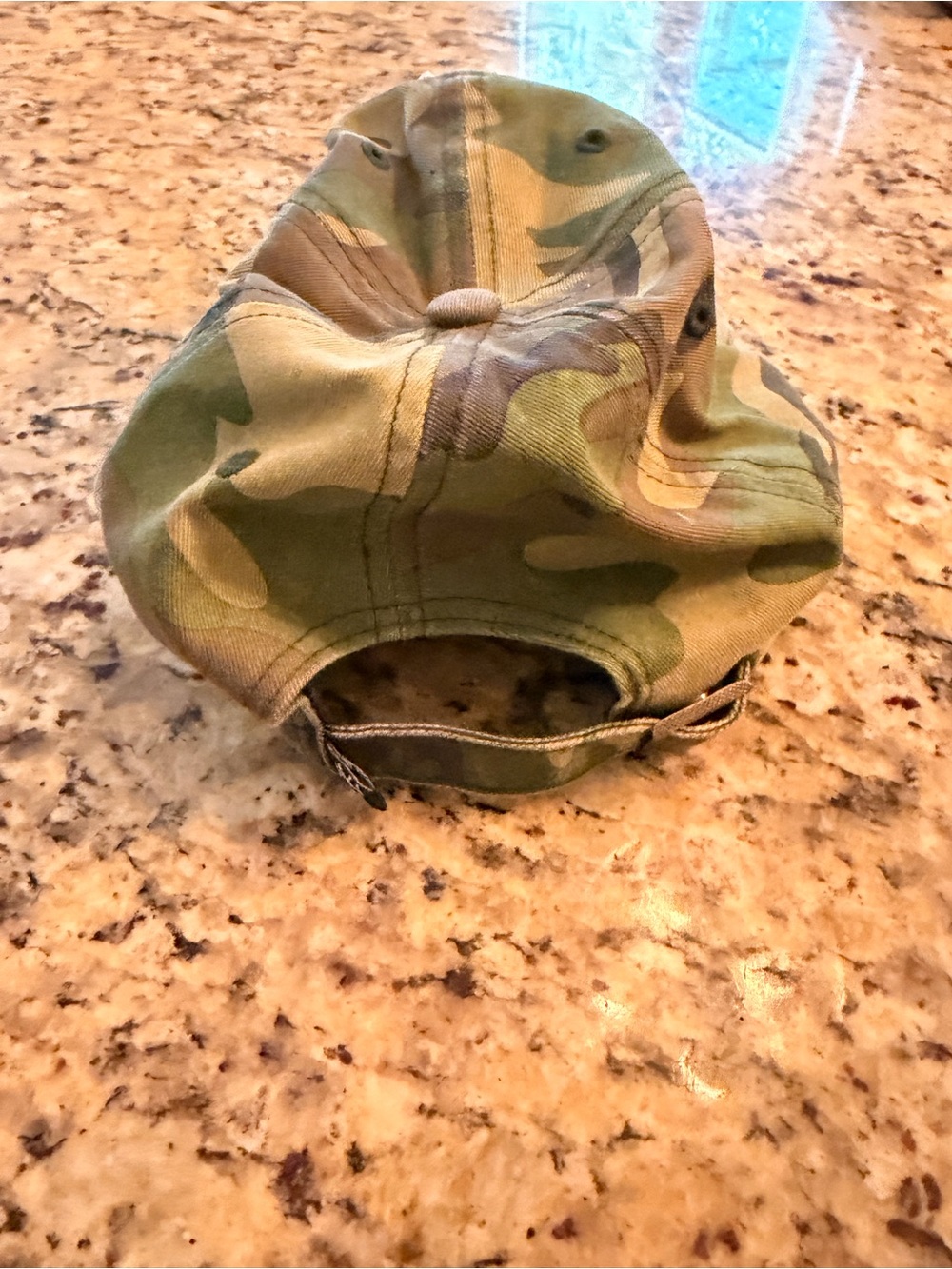 Camo Baseball Cap with White NY Logo - Picture 3 of 4